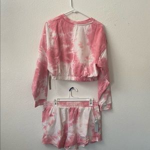 Tie dye 2 piece shorts set pink and white colored